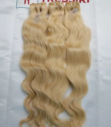 613 wavy blonde hair bundles USA stock